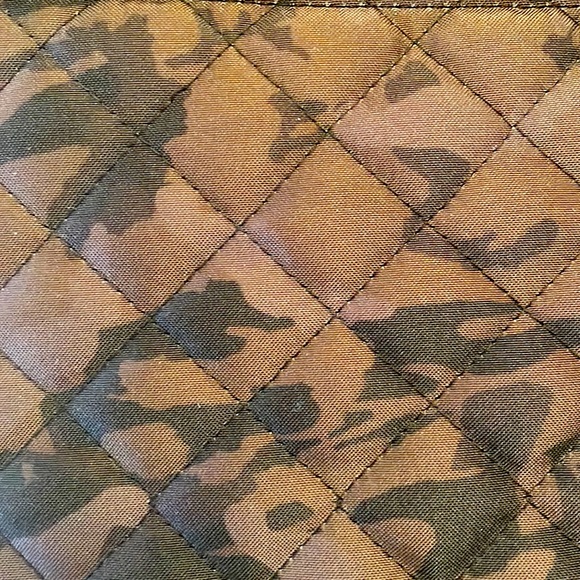 Hex Backpack/Laptop Carrier. Brown and Black Quilted Canvas Camo print. - Picture 2 of 9